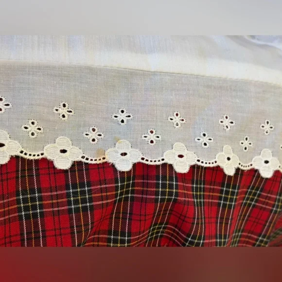 80s SUSANNE LIVELY RED TARTAN PLAID HERITAGE PRINT MAXI DRESS W PILGRIM COLLAR 8 - Picture 5 of 7